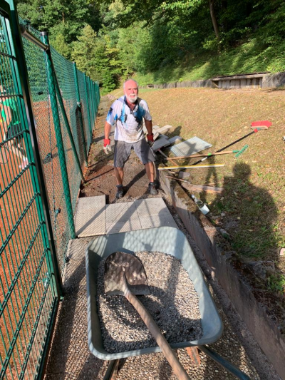 Hubert Plattenleger 400x533